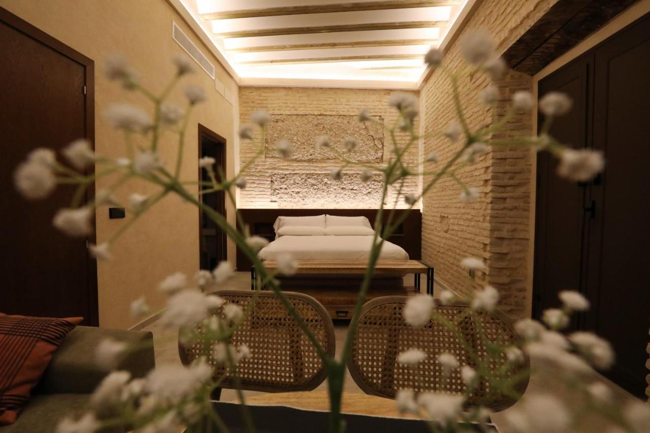 Casa Senorial Del Siglo XVIII Aparthotel Seville Ngoại thất bức ảnh