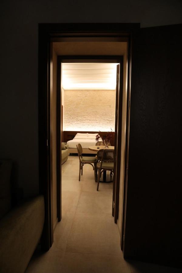 Casa Senorial Del Siglo XVIII Aparthotel Seville Ngoại thất bức ảnh